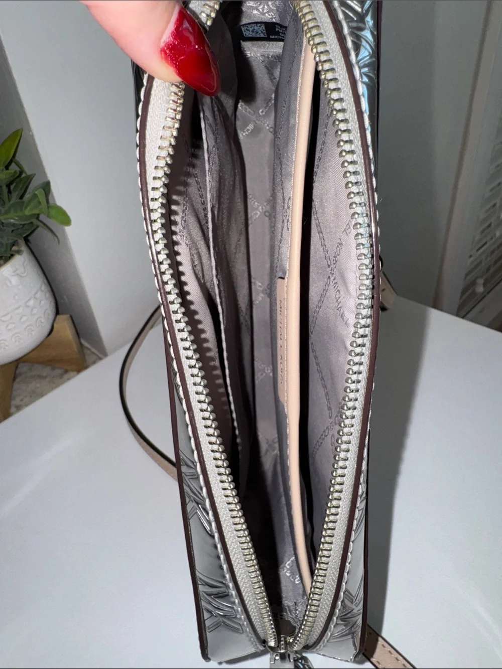Michael Kors Jet Set Camera Bag